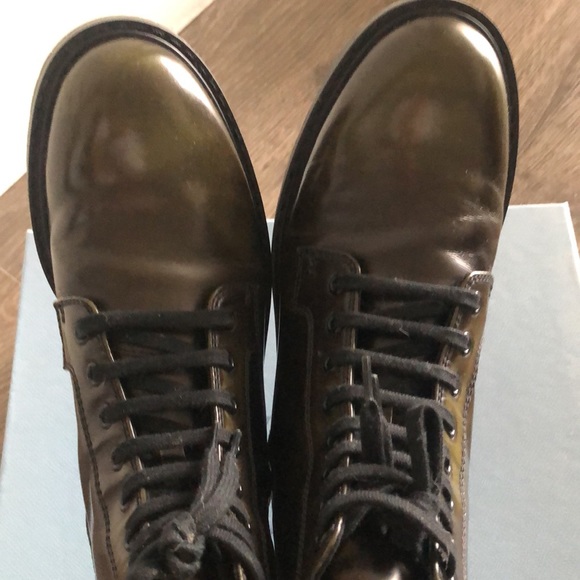 Prada leather dark green boots size 6.5 very good condition - Picture 5 of 6